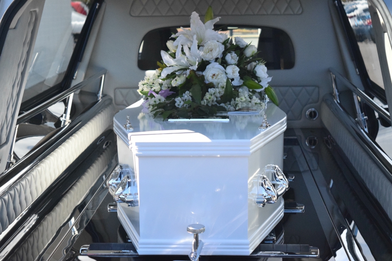 funeraire-ENTRECASTEAUX-min_death-2421821